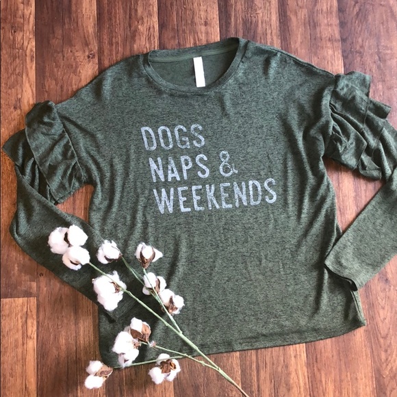 Xhilaration Tops - NWOT Xhilaration graphic top